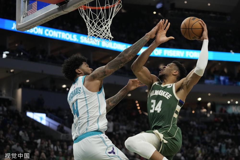 在他漫长的 在他漫长的